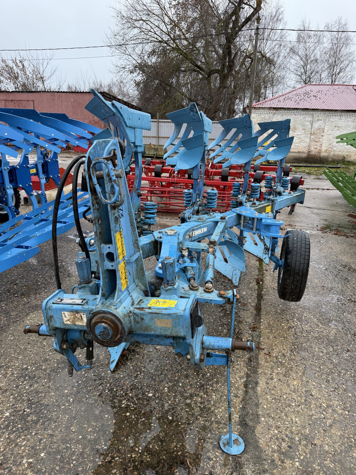 Плуг LEMKEN Europal 3+1